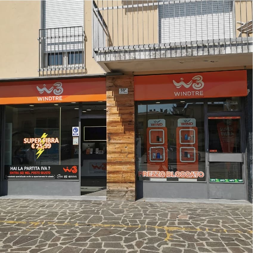 Il WindTre Store di Demo Napoli