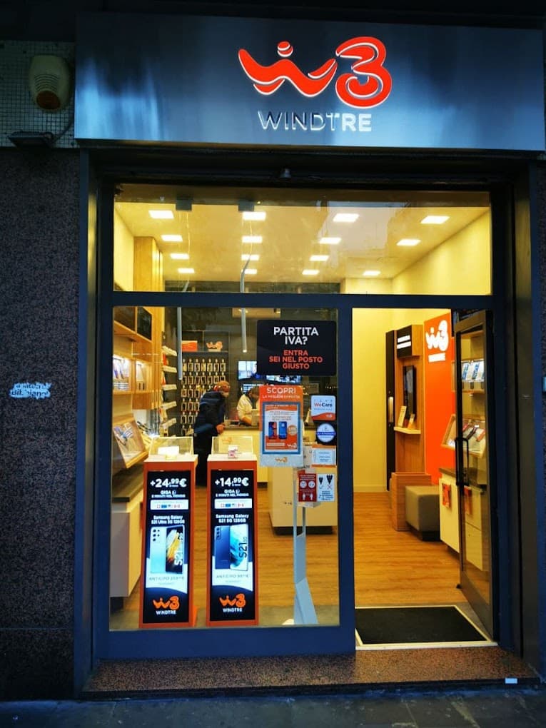 Il WindTre Store di Tiburtina
