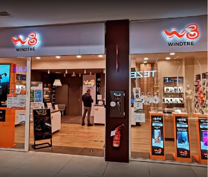 Il WindTre Store di Pergine Valsugana