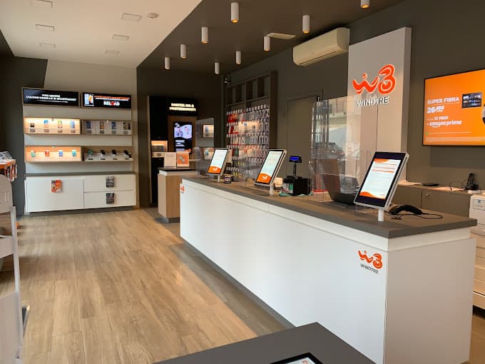 Il WindTre Store di Fiumicino