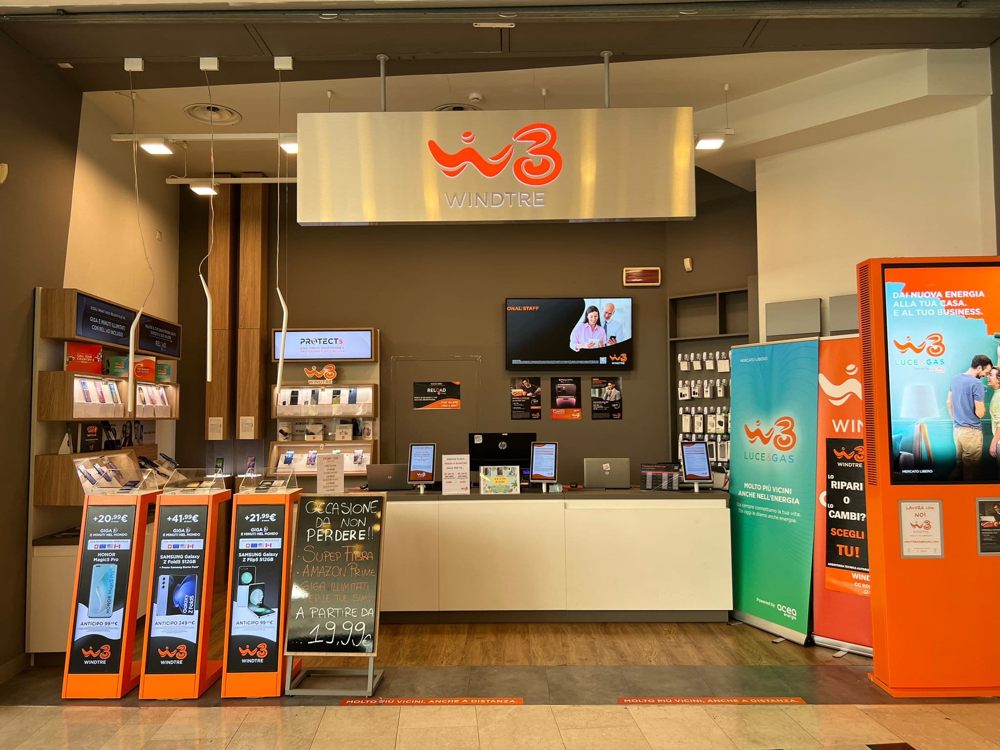 Il WindTre Store di CC Roma Est