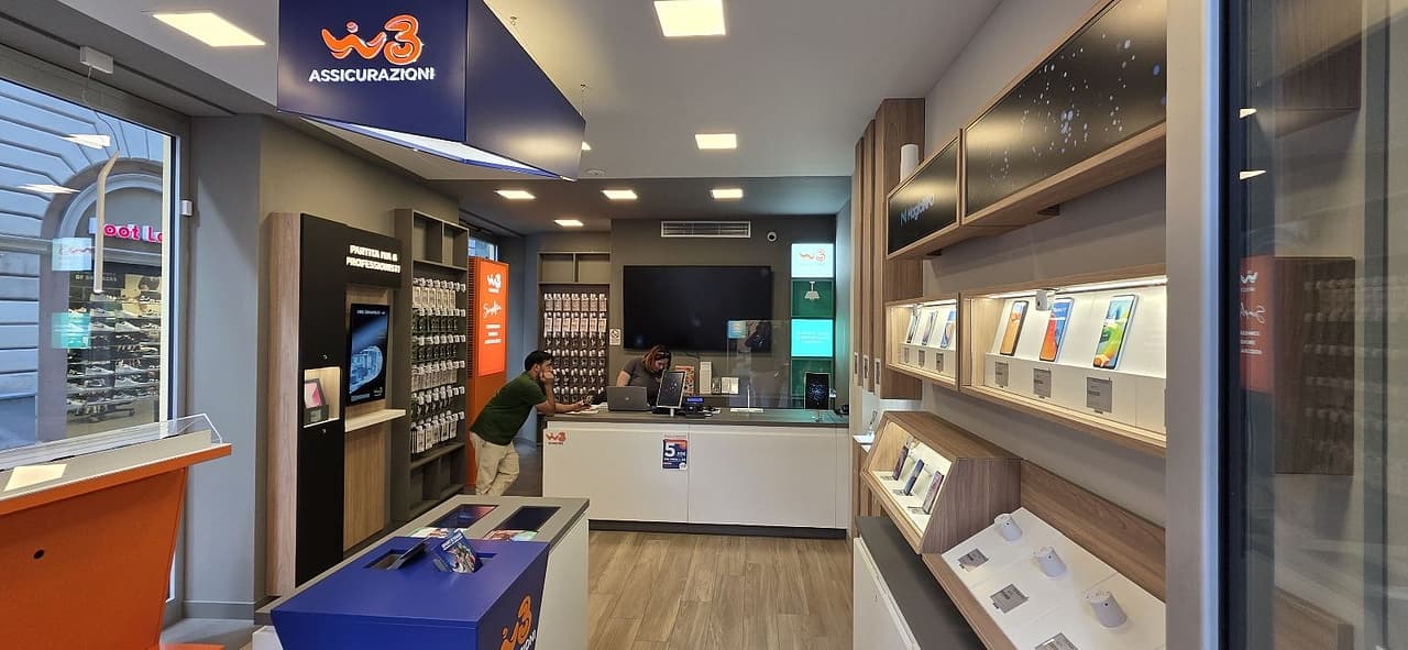 Il WindTre Store di Pesaro Via Branca